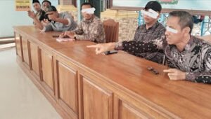 Prasangka Pemotongan Budget 30% Proyek Desa Ngampel: Arogansi Pegawanegeri, Intimidasi Pers, Dan Matinya Transparansi