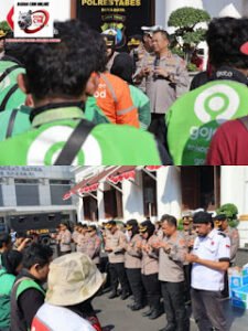 Polrestabes Surabaya Dan 500 Pengemudi Ojol Gelar Doa Bareng  Untuk Alm. Affan Kurniawan, Pererat Silaturahmi Polisi Dan Masyarakat.